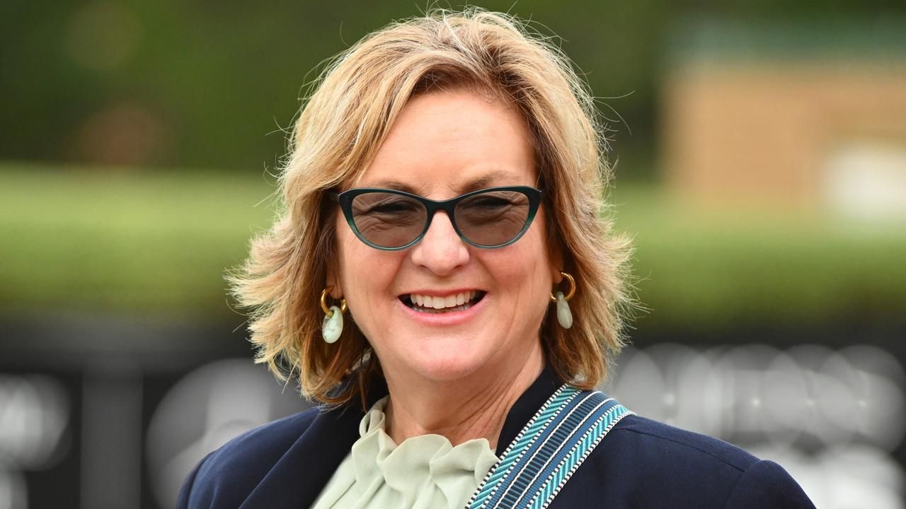 Country Race Day: Cindy Alderson honoured with tribute race